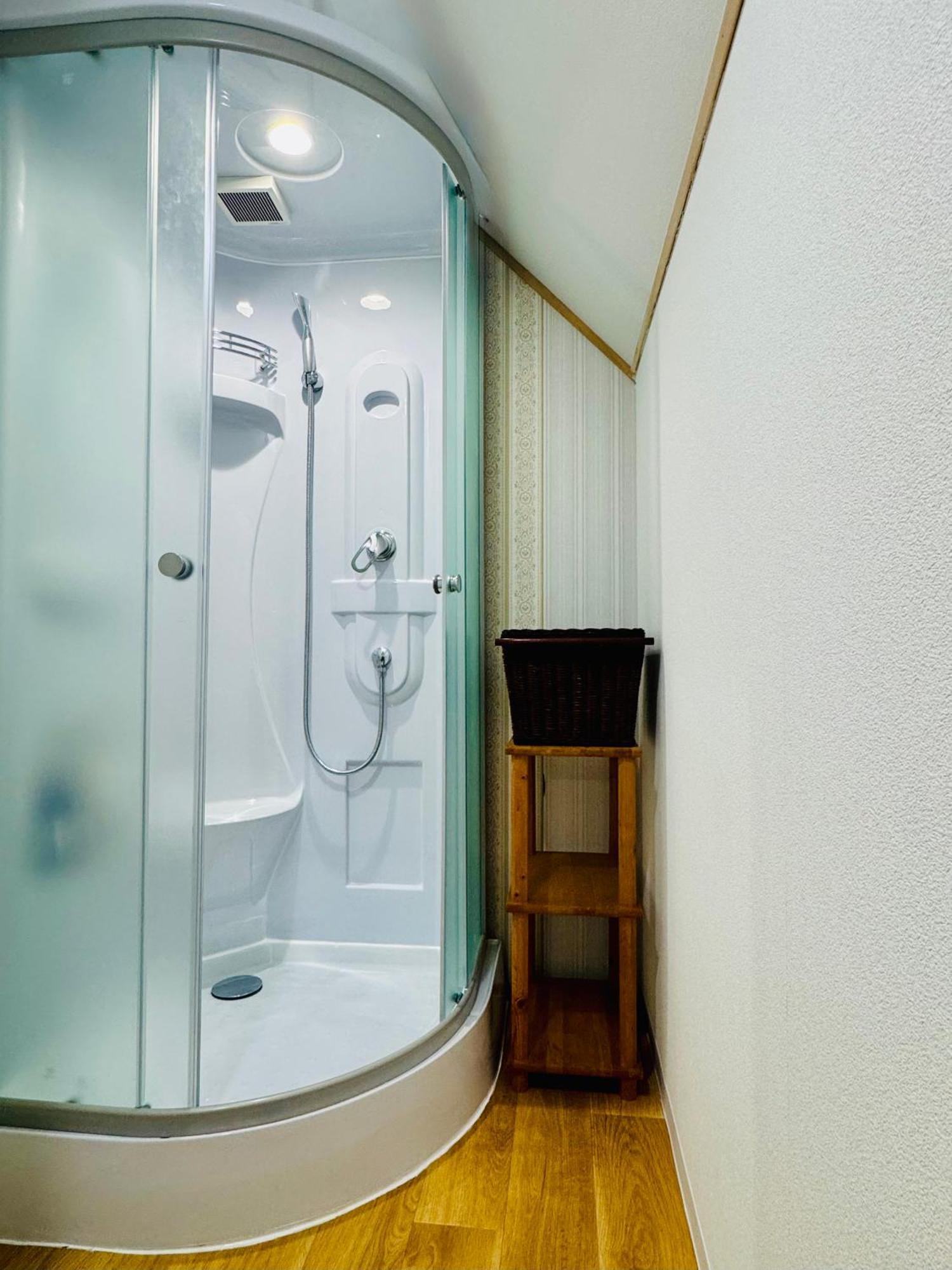 Villa Woody Island à Hakuba Extérieur photo